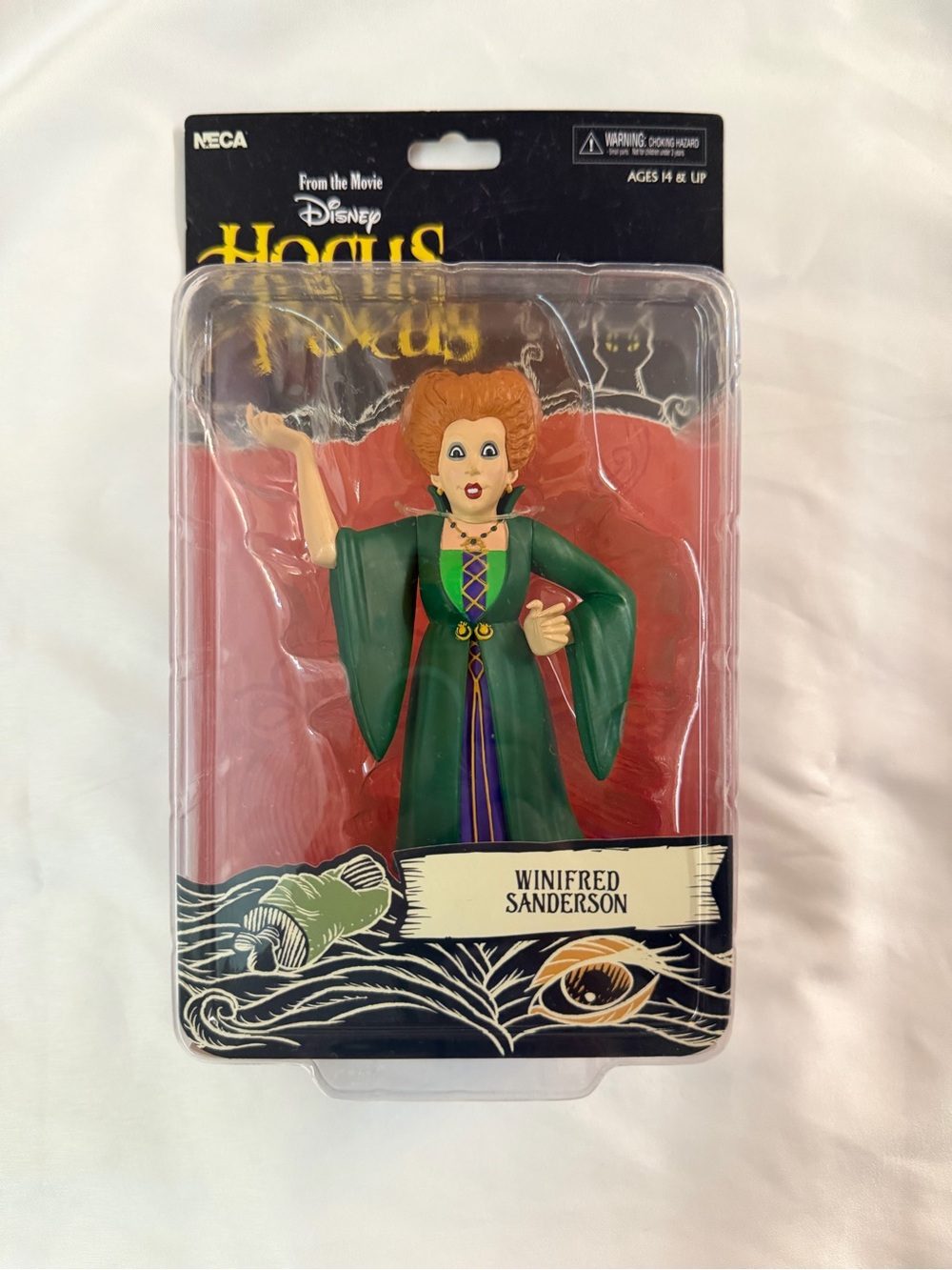 Winifred Sanderson Figure - Green Costume